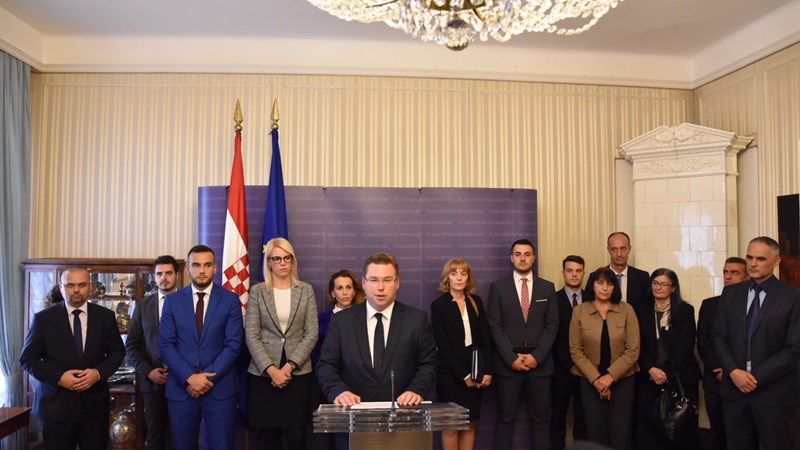 Mirovinska reforma - uravnoteženo rješenje koje izjednačava prava, povećava mirovine i osigurava prosperitet mladima